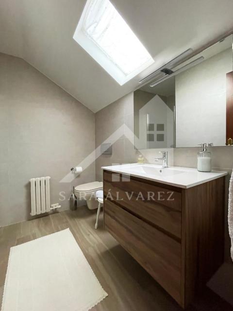 CUARTO DE BAÑO HABITACIÓN SUITE 2