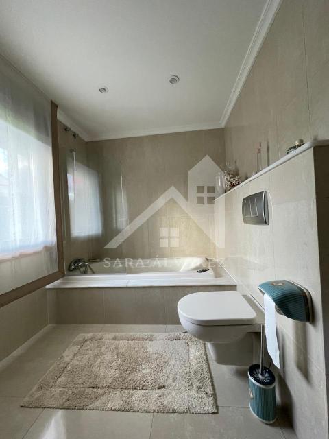 CUARTO DE BAÑO HABITACIÓN EN SUITE 3