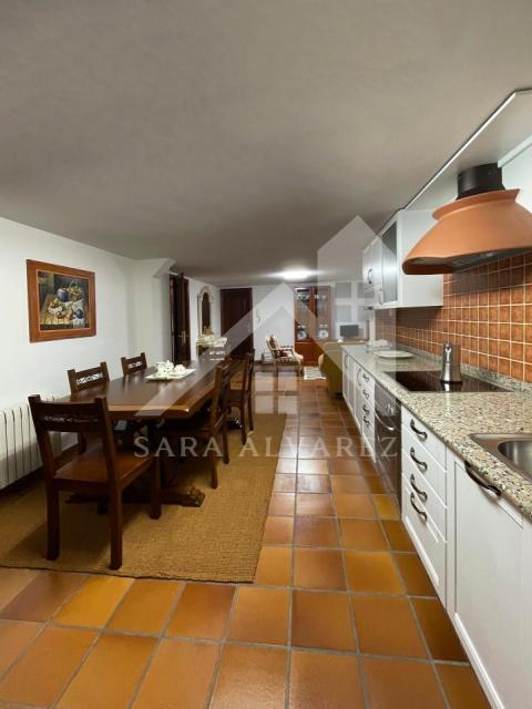 COCINA Y COMEDOR PLANTA BAJA
