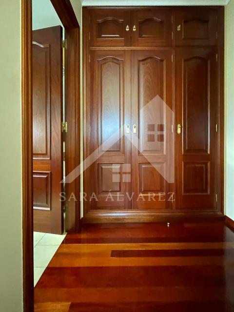 ZONA VESTIDOR