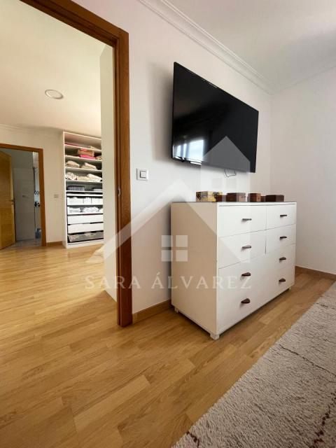 DORMITORIO 1 (PRIMERA PLANTA)