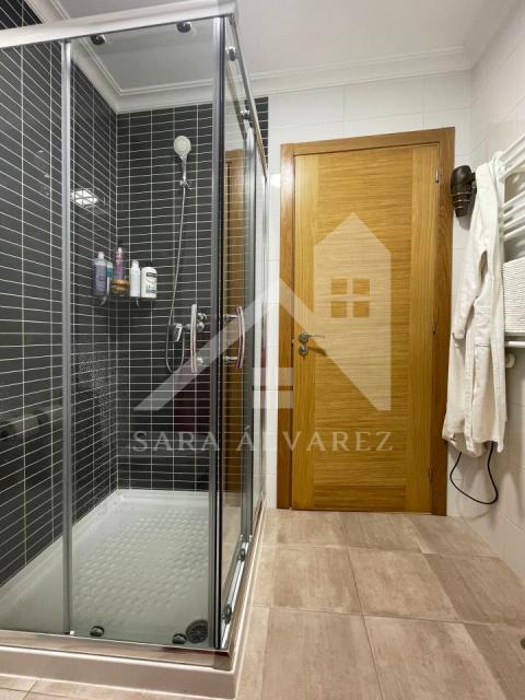 BAÑO (PRIMERA PLANTA)