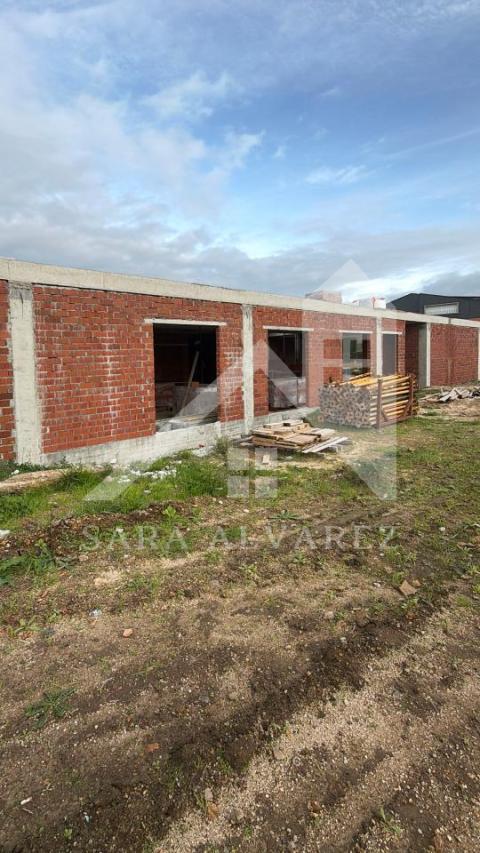 VISTA LATERAL DE LA CASA