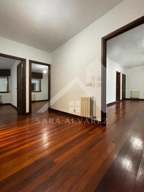 HALL DISTRIBUIDOR ZONA DE NOCHE 