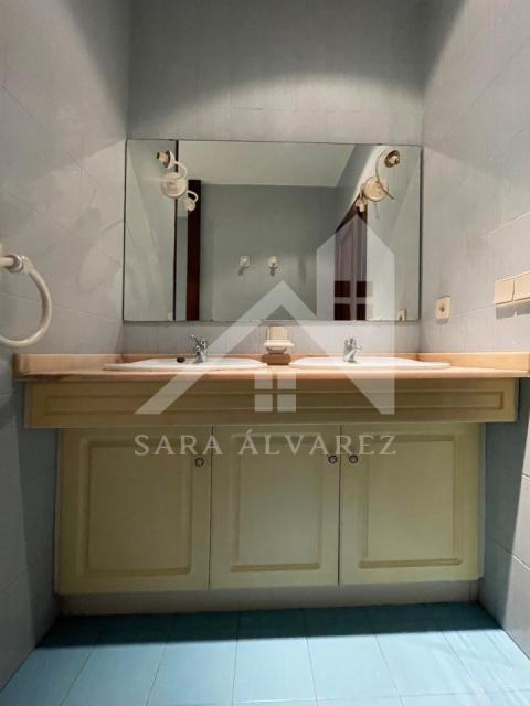 CUARTO DE BAÑO HABITACIÓN SUITE