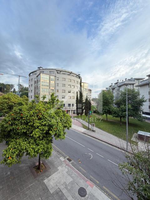 VISTAS AL EXTERIOR DESDE EL SALÓN